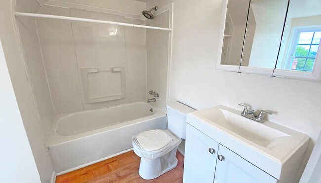 6401 Fifth Ave, Unit 7 in Pittsburgh, PA - Building Photo - Building Photo