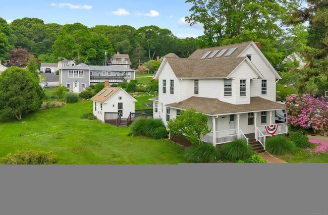 257 Elm St in Groton, CT - Building Photo - Building Photo