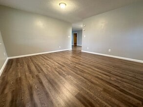 6650 Summerdale Dr in Huber Heights, OH - Building Photo - Building Photo