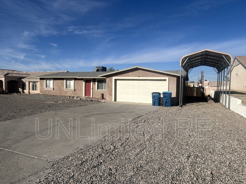 3635 Clearwater Dr in Lake Havasu City, AZ - Building Photo