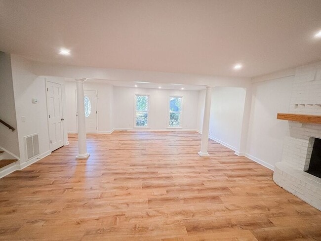 property at 104 Stratford Dr