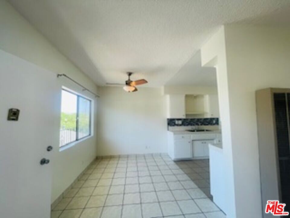 1014 N Spaulding Ave in West Hollywood, CA - Building Photo