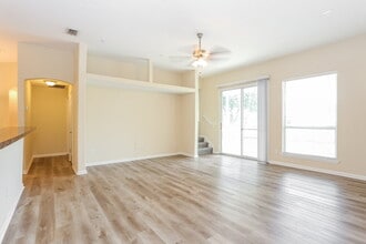 10367 Shelby Creek Rd S in Jacksonville, FL - Building Photo - Building Photo