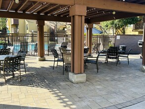 5950 Rancho Mission Rd, Unit 178 in San Diego, CA - Foto de edificio - Building Photo