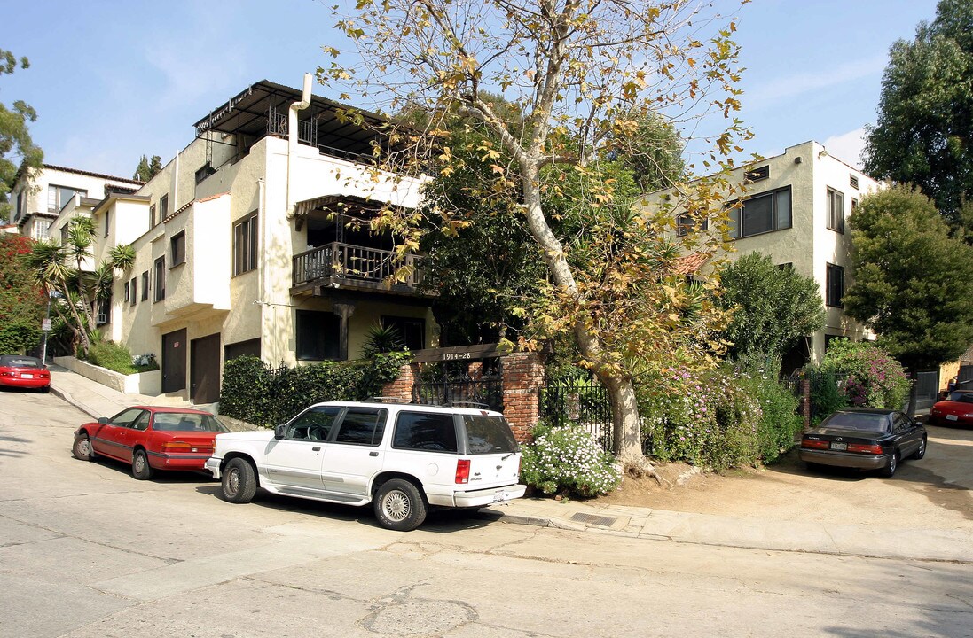 1914-1928 N Las Palmas Ave in Los Angeles, CA - Building Photo