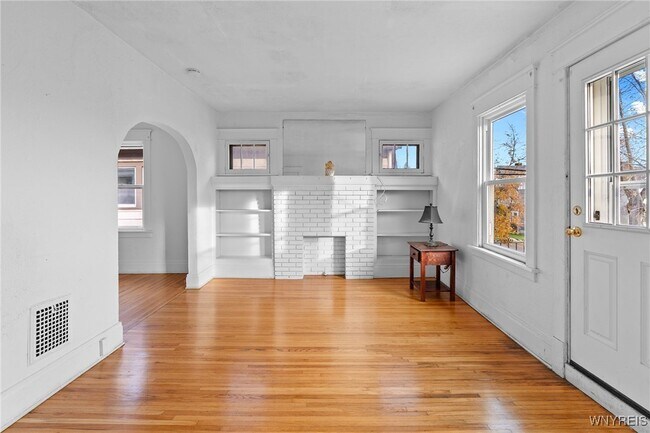 394 Taunton Pl in Buffalo, NY - Building Photo - Building Photo