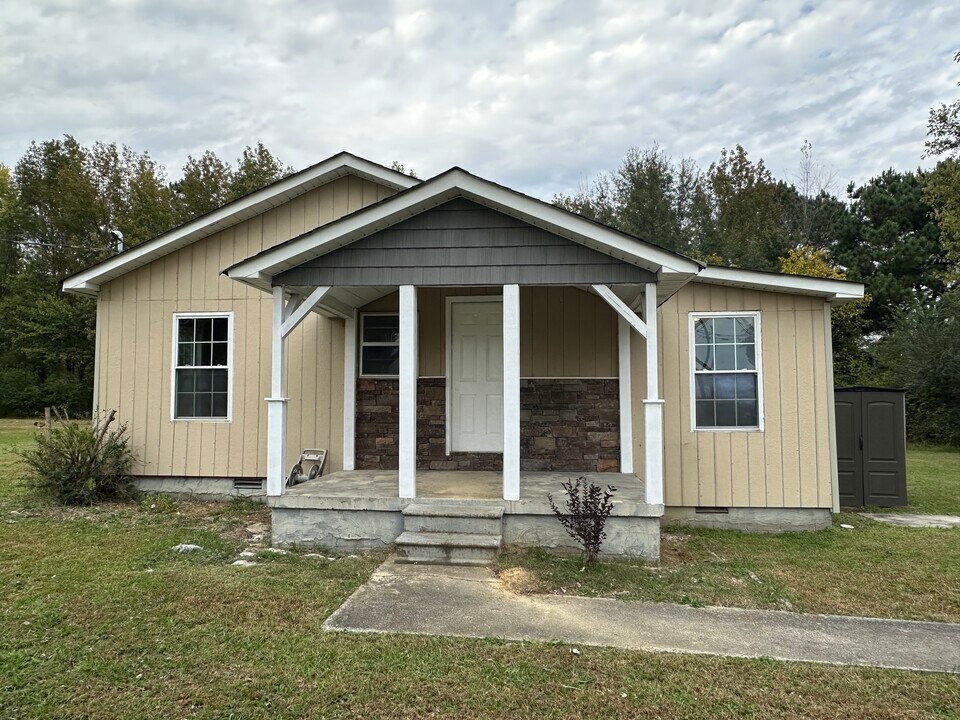 3263 Charity Ln in Hazel Green, AL - Building Photo