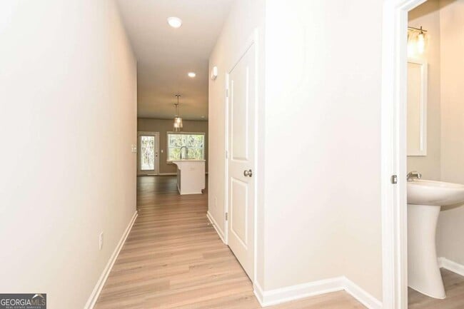 818 Calvin Pk Dr in Ball Ground, GA - Building Photo - Building Photo