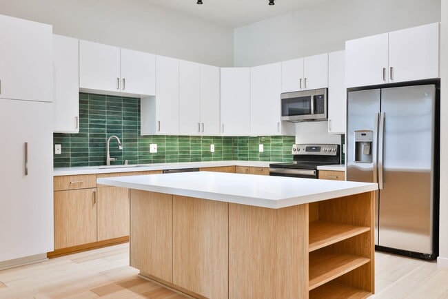 3211 Fifth Ave in San Diego, CA - Building Photo - Building Photo