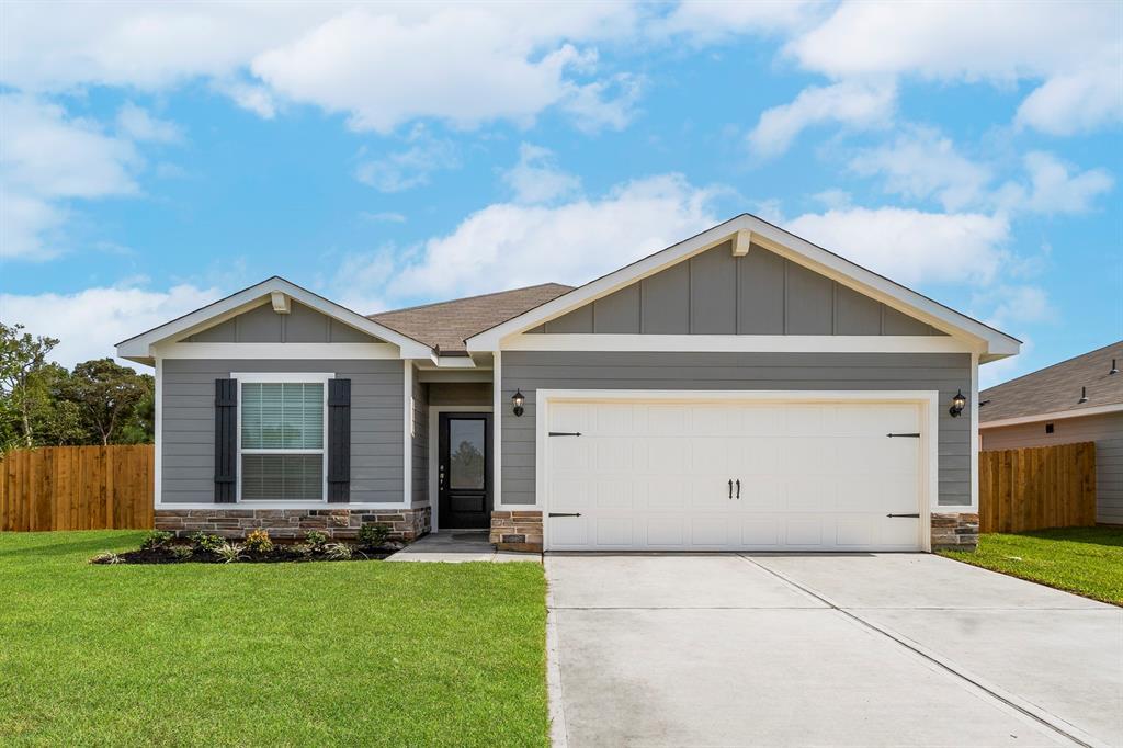 16403 Sweet Grv Dr in Conroe, TX - Foto de edificio