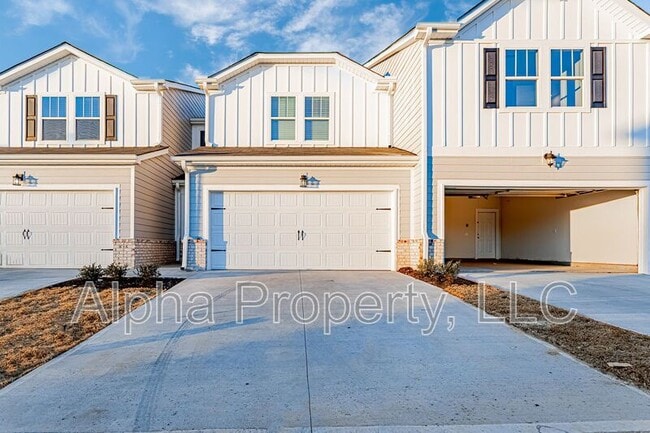 property at 212 Round Back Wy