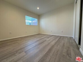 231 E 85th St in Los Angeles, CA - Building Photo - Building Photo