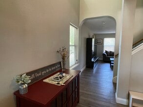 10506 Tiger Way, Unit A in San Antonio, TX - Foto de edificio - Building Photo