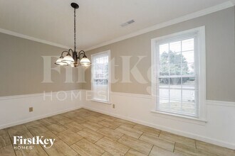 3800 Cardinal Ct in Greensboro, NC - Building Photo - Building Photo