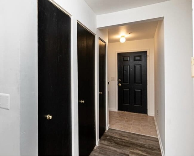 867 Amanda Ln in Pontiac, MI - Building Photo - Building Photo