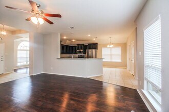 1323 Artemus Dr in Lancaster, TX - Building Photo - Building Photo