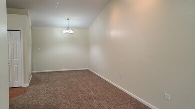 2410 Quazar Cir in Tallahassee, FL - Building Photo - Building Photo