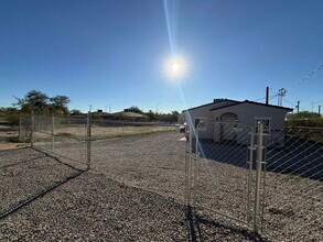 803 N Van Alstine St in Tucson, AZ - Building Photo - Building Photo