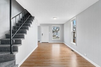 2124 W College Ave in Spokane, WA - Building Photo - Building Photo