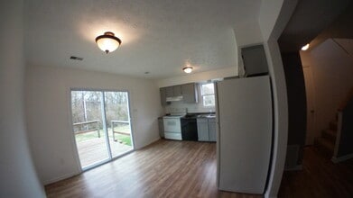 217 Creekside Ct in Lexington, KY - Building Photo - Building Photo