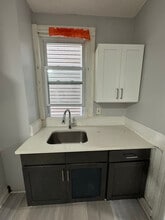 77 2nd St in Newark, NJ - Building Photo - Building Photo
