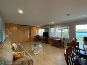 4564 El Mar Dr in Lauderdale-by-the-Sea, FL - Building Photo - Building Photo