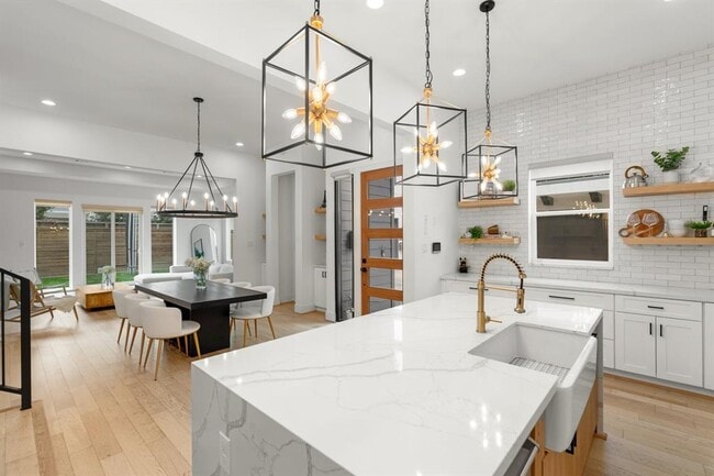 property at 4226 Gibson St
