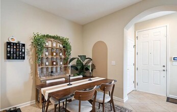 6214 High Tide Blvd in Jacksonville, FL - Foto de edificio - Building Photo