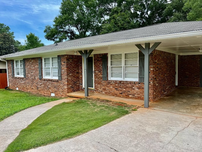 3268 Convair Ln in Decatur, GA - Building Photo - Building Photo