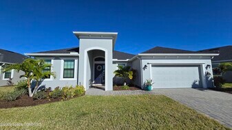 8137 Dobre Wy in Melbourne, FL - Building Photo