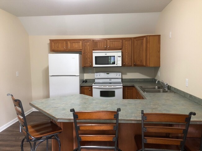 627 Hudson St in Eau Claire, WI - Building Photo - Building Photo