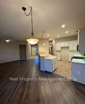 29790 Painted Desert Dr in Menifee, CA - Building Photo - Building Photo