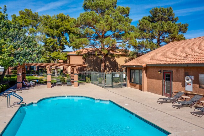 Alondra Condominium Homes in Las Vegas, NV - Building Photo - Building Photo