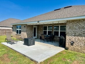 18155 Big Leaf Dr in Gulfport, MS - Building Photo - Building Photo