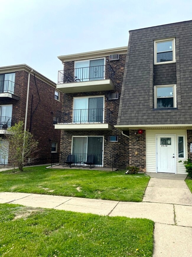 property at 4039 W 119th St