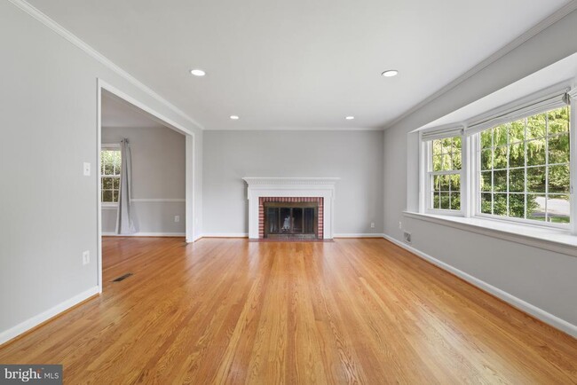 property at 6139 Tompkins Dr