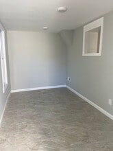 16 Victor Ave in Hamilton Township, NJ - Building Photo - Building Photo