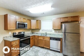 6482 Alford Way in Lithonia, GA - Building Photo - Building Photo
