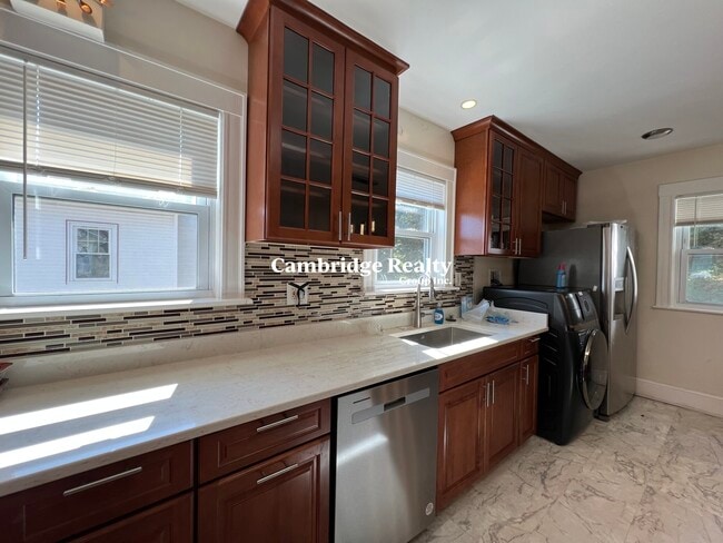 88 Fellsway E, Unit 2