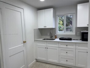 5832 SW 2nd St in Miami, FL - Building Photo - Building Photo
