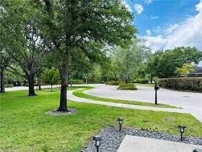 67 Burnt Pine Dr in Naples, FL - Building Photo - Building Photo