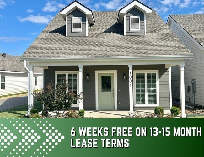 property at 1001 NE Hts Ln