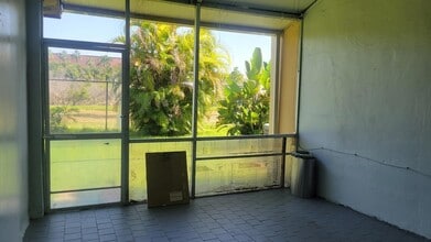 9520 W Daffodil Ln in Miramar, FL - Building Photo - Building Photo