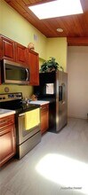 2241 NE 38th St in Lighthouse Point, FL - Building Photo - Building Photo