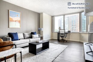 4835 Cordell Ave in Bethesda, MD - Building Photo