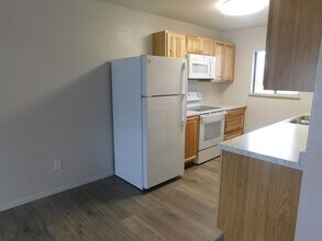 1302 Glenwood Ave-Unit -Unit 105 in Grand Junction, CO - Building Photo - Building Photo