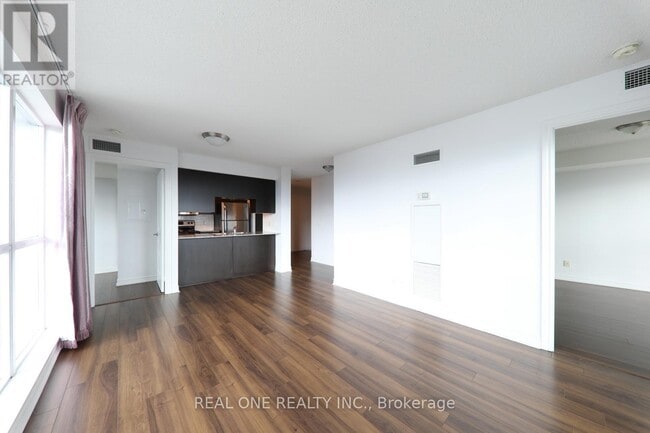 50 Town Centre Court in Toronto, ON - Building Photo - Building Photo