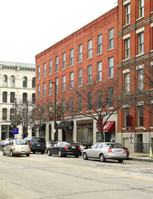 410-500 W St. Clair St in Cleveland, OH - Building Photo - Building Photo