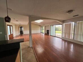 381 Eagle Dr in Panama City Beach, FL - Building Photo - Building Photo