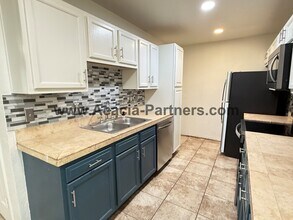 2123 S Rosemont Ave in Tucson, AZ - Building Photo - Building Photo